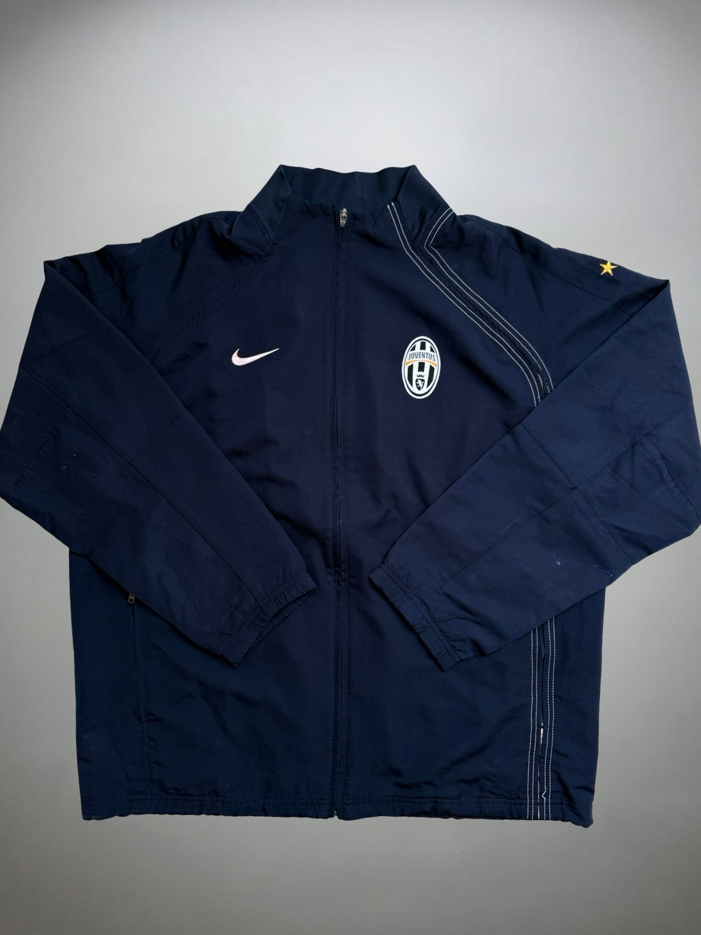 Nike Juventus 2005 Tracksuit (XL)
