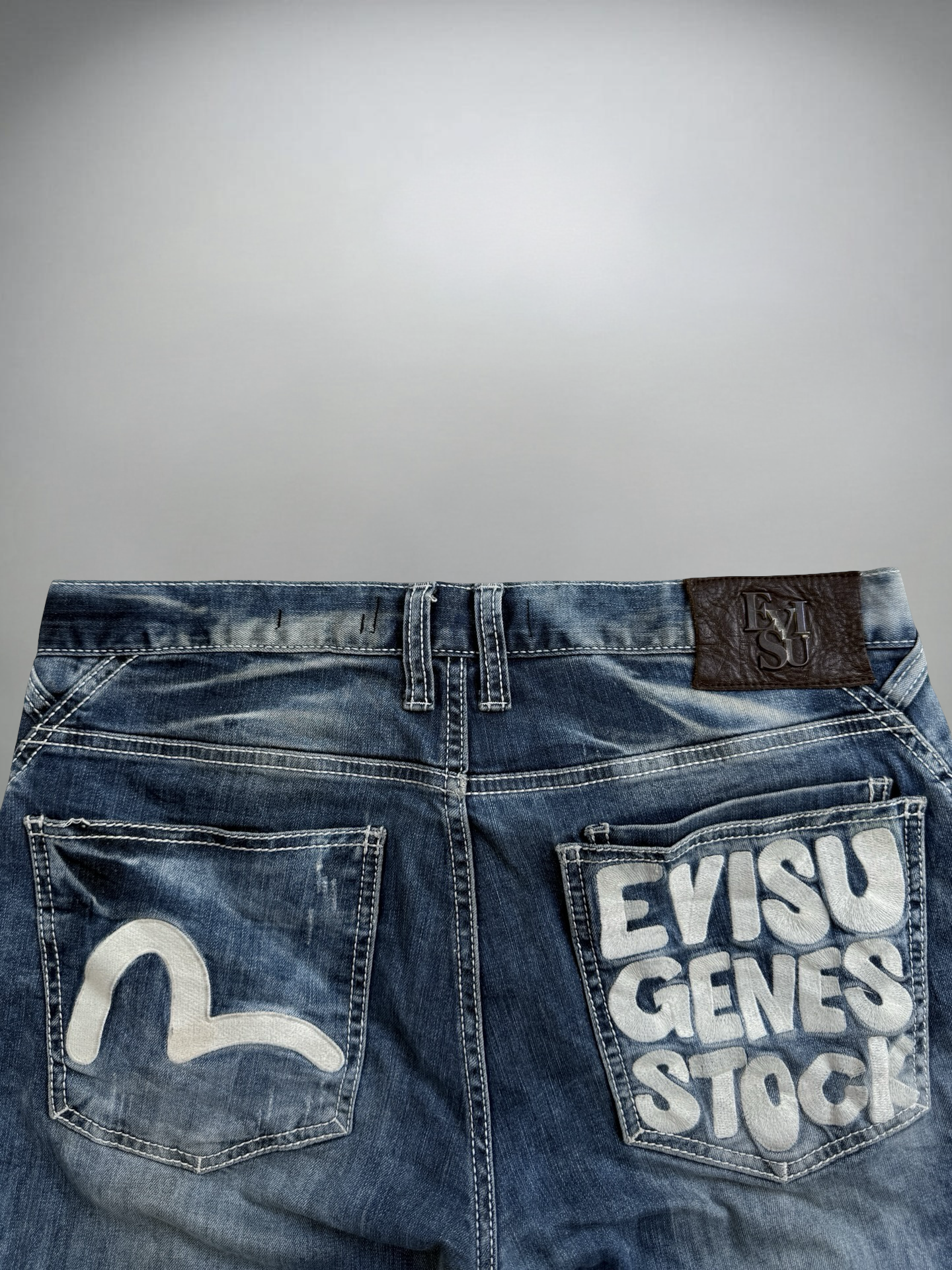 Evisu Jeans (S)