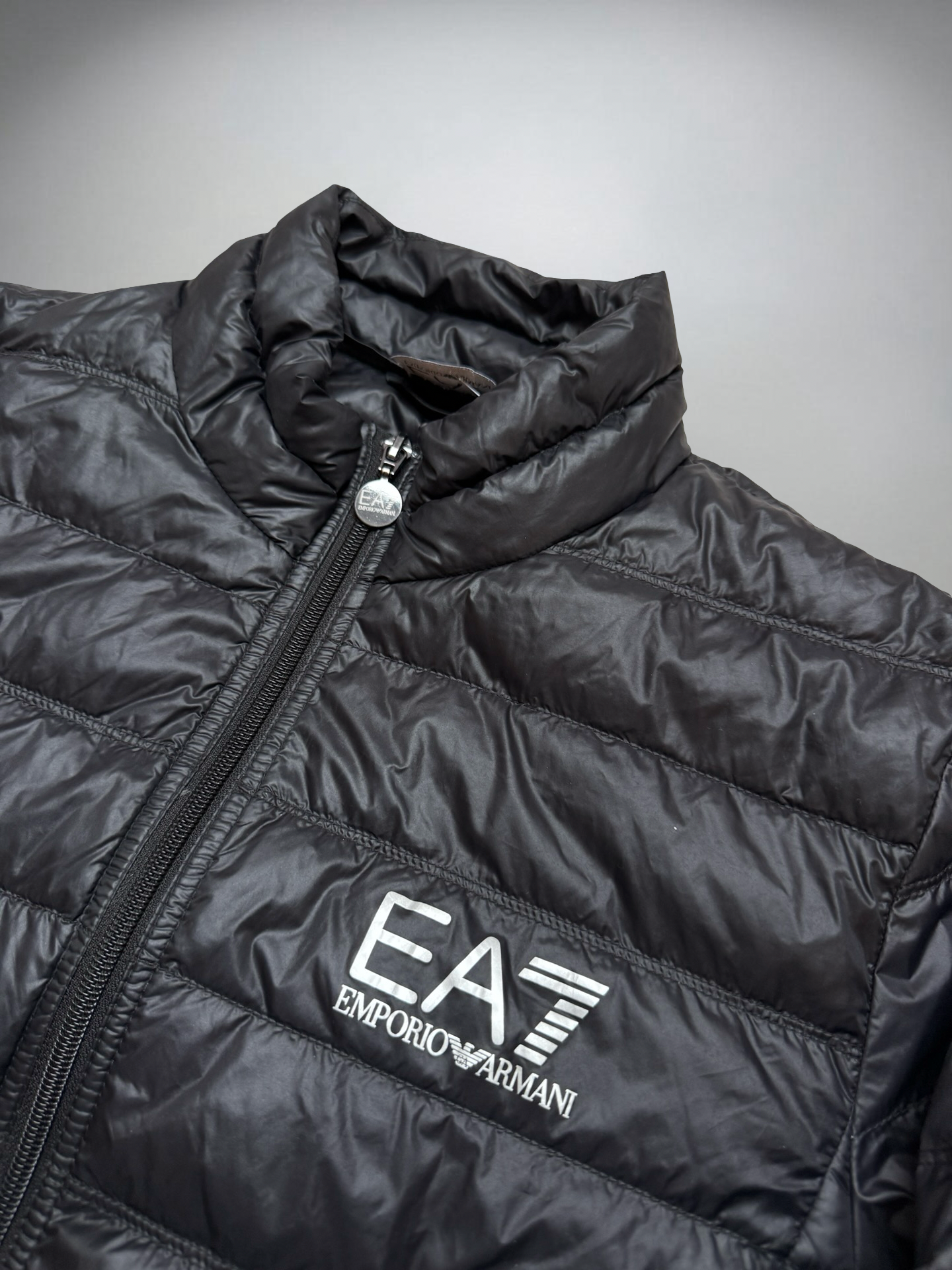 EA7 Puffer Jacket (M)