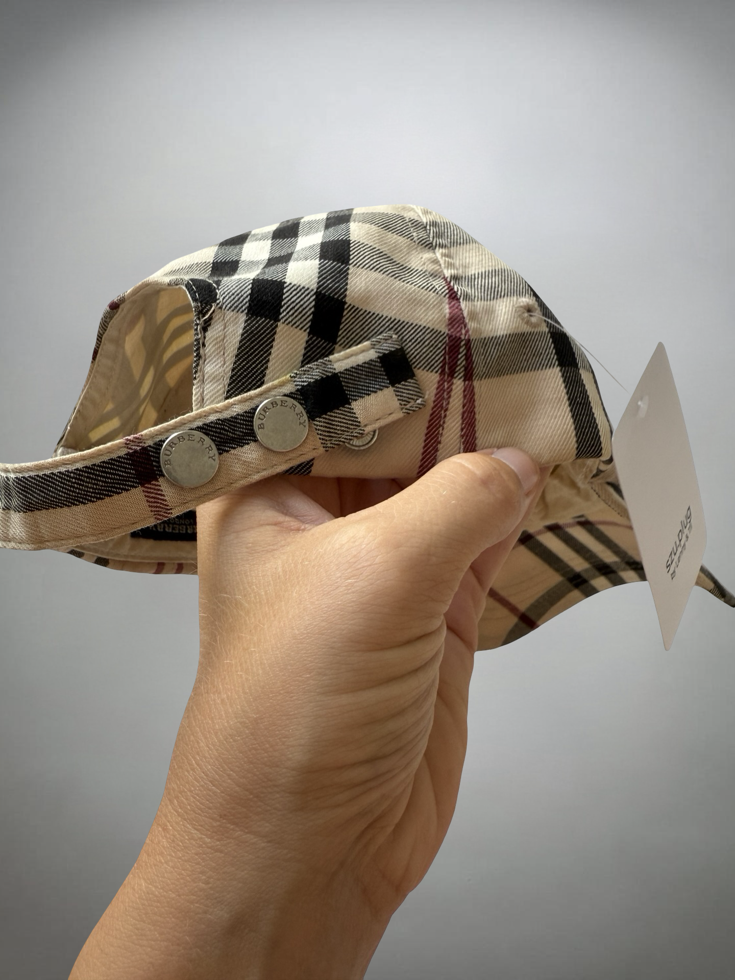 Burberry Cap (One Size)