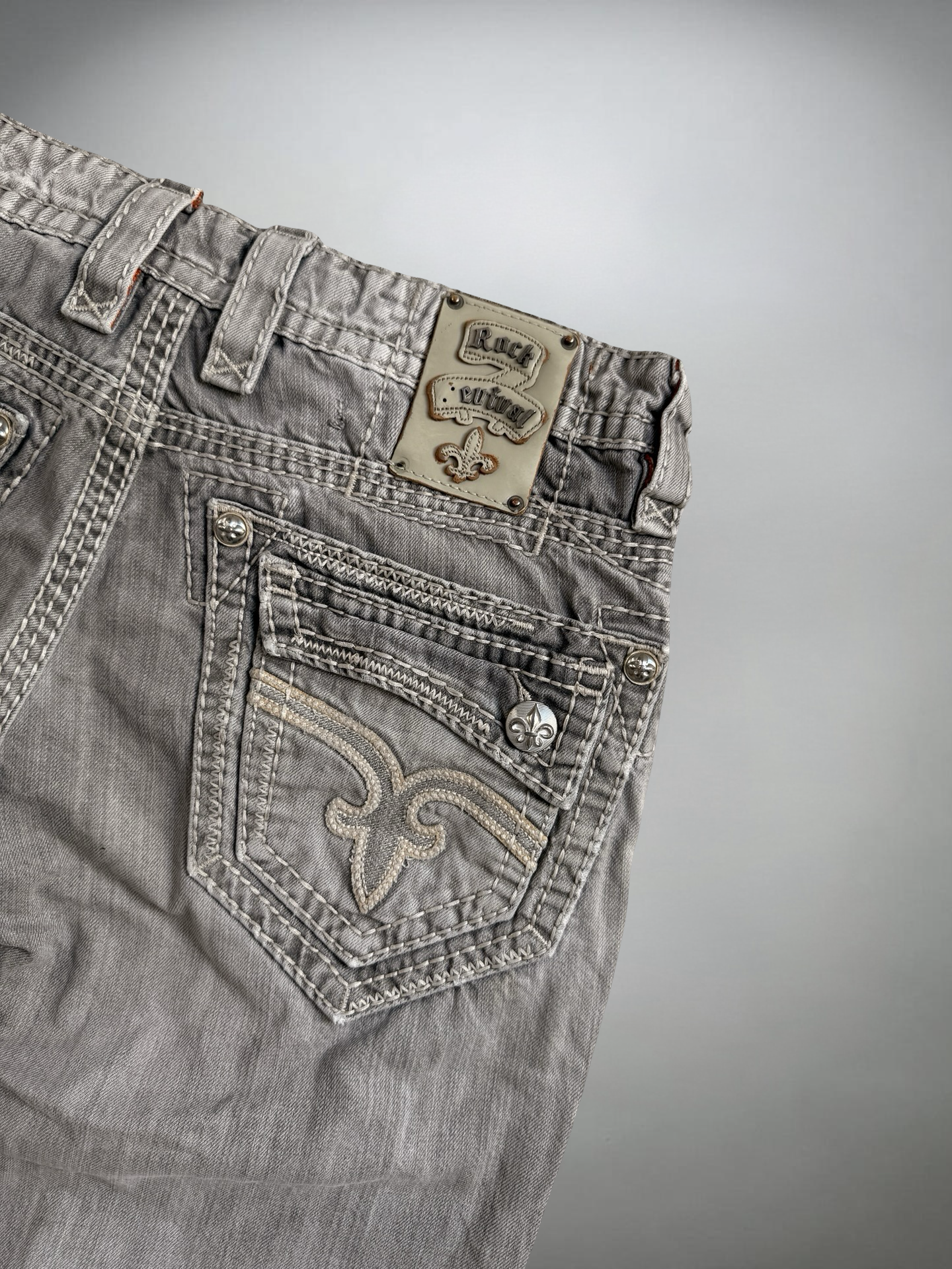 Rock Revival Jeans (M)
