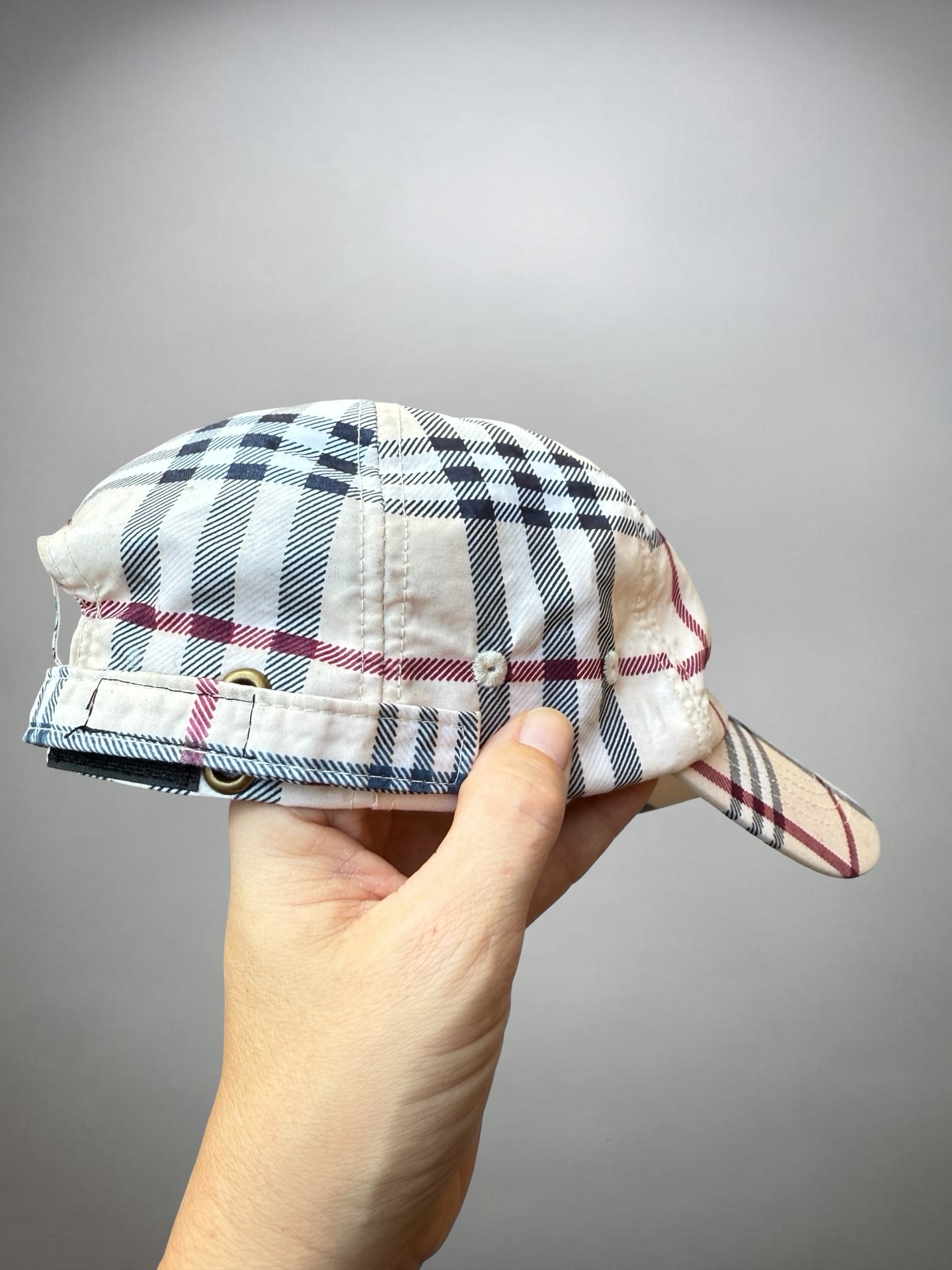 Burberry Cap (One Size)