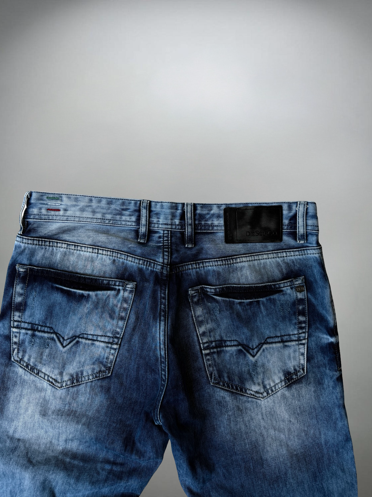 Vintage Diesel Slim Jeans (M)