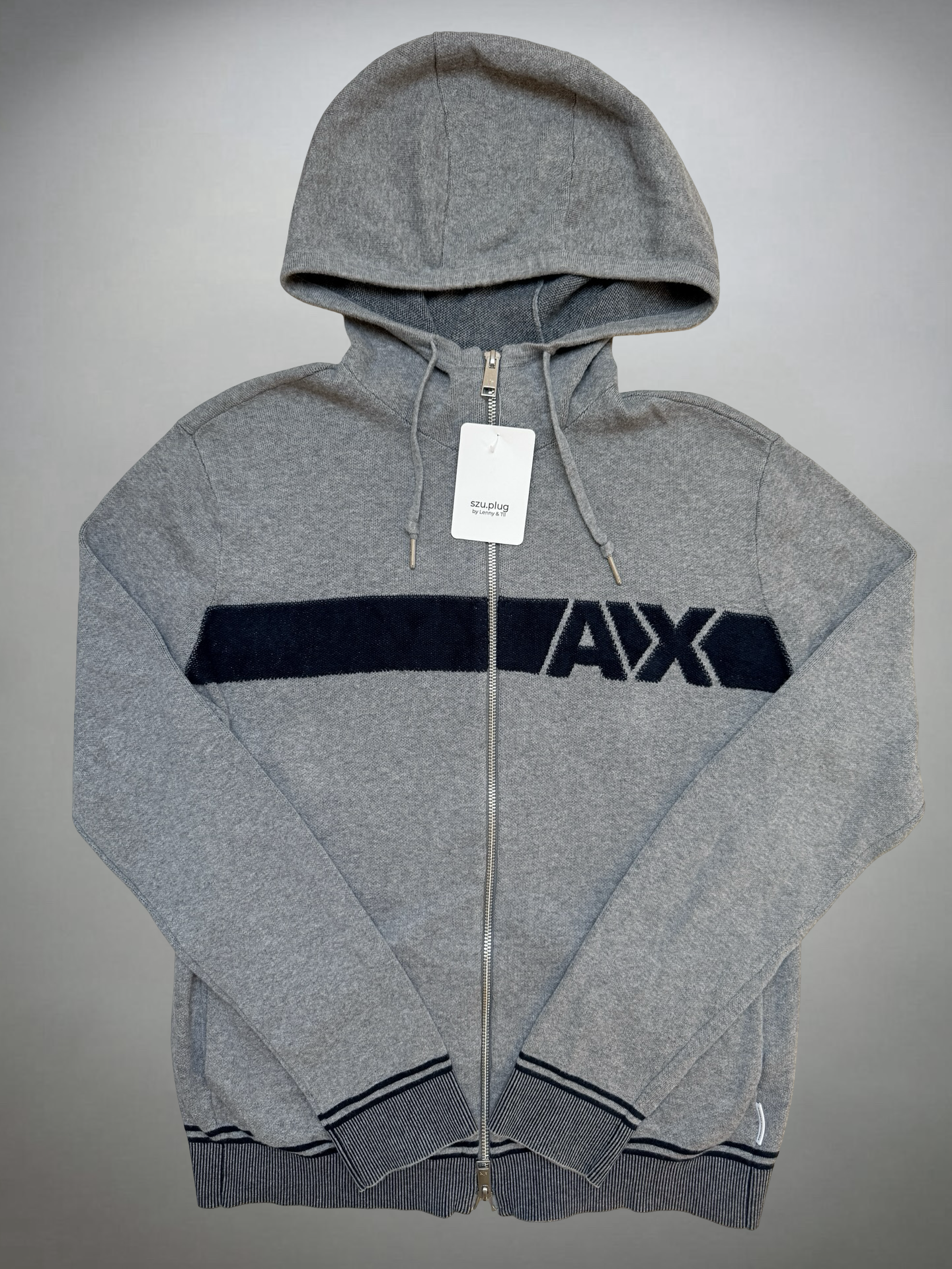 Armani Zip (M)