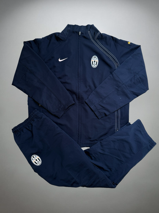 Nike Juventus 2005 Tracksuit (XL)