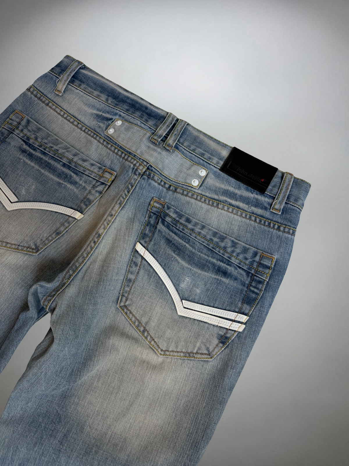 Vintage Bootcut Jeans (S-M)