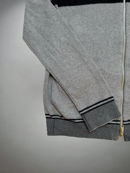 Armani Zip (M)